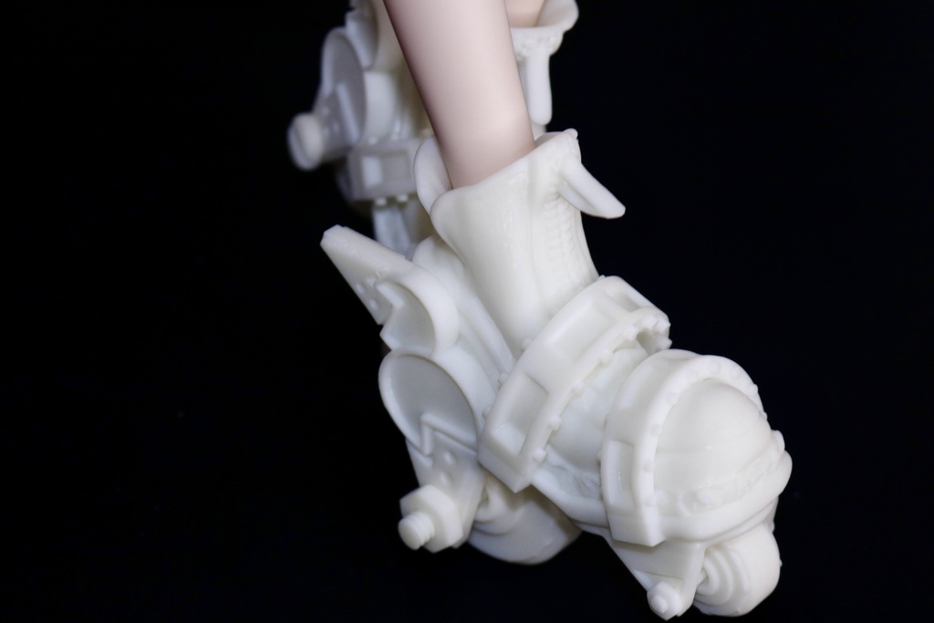 【足パーツ】 1/3 DD対応サイズ 一体型 ローラーシューズ 「モデル H-01」