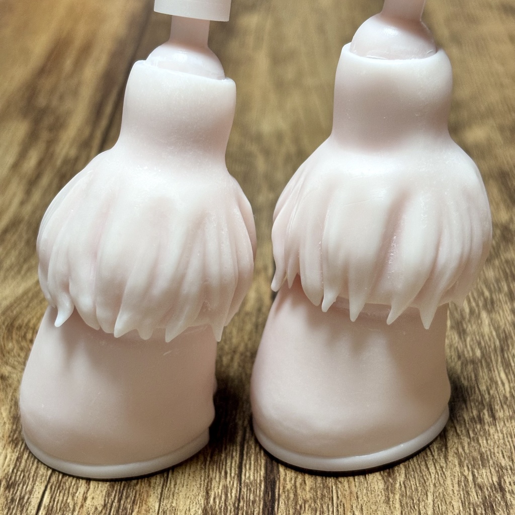 SALE再販なし【人外フット】1/3〜1/4 奇蹄類 蹄鉄足 フットパーツ 未塗装