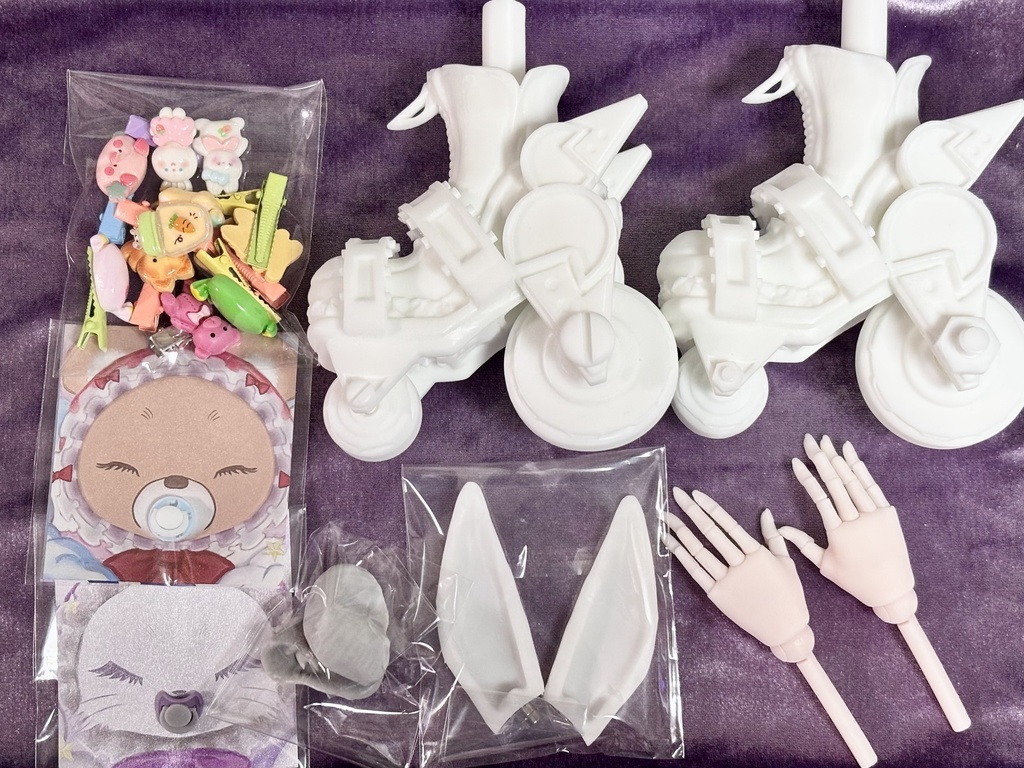 1/3サイズ お楽しみ袋 可動ハンド(レディース)とローラースケート…