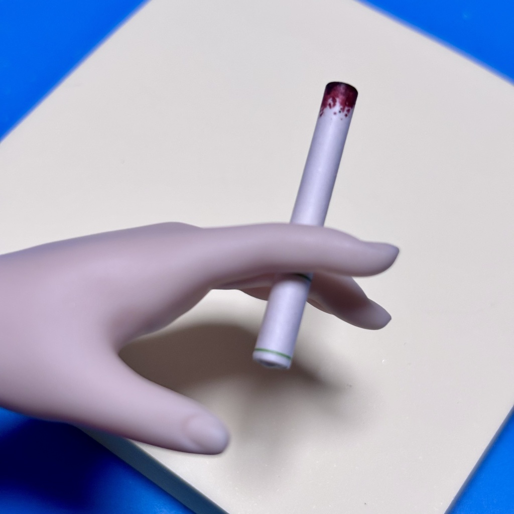 1/3〜1/4 ドール用 たばこ 2本セット