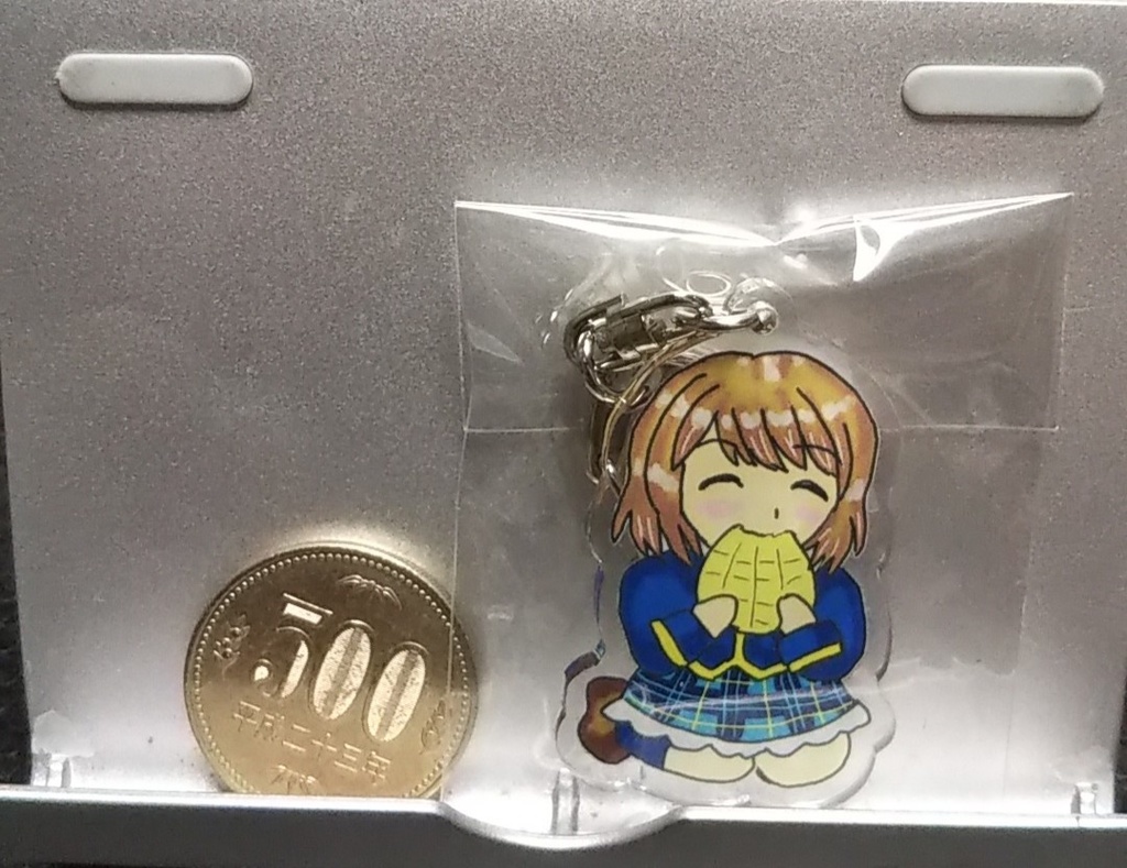 椎名心実 5㎝アクリルキーホルダー