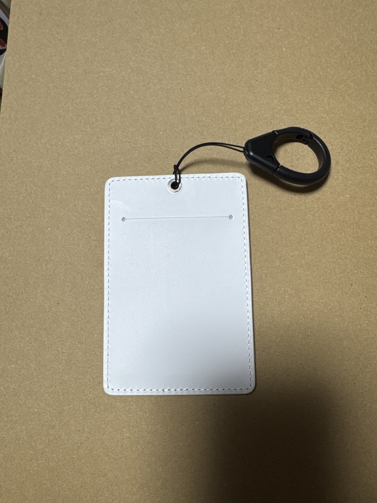 ICカードケース(ダーツイラスト)