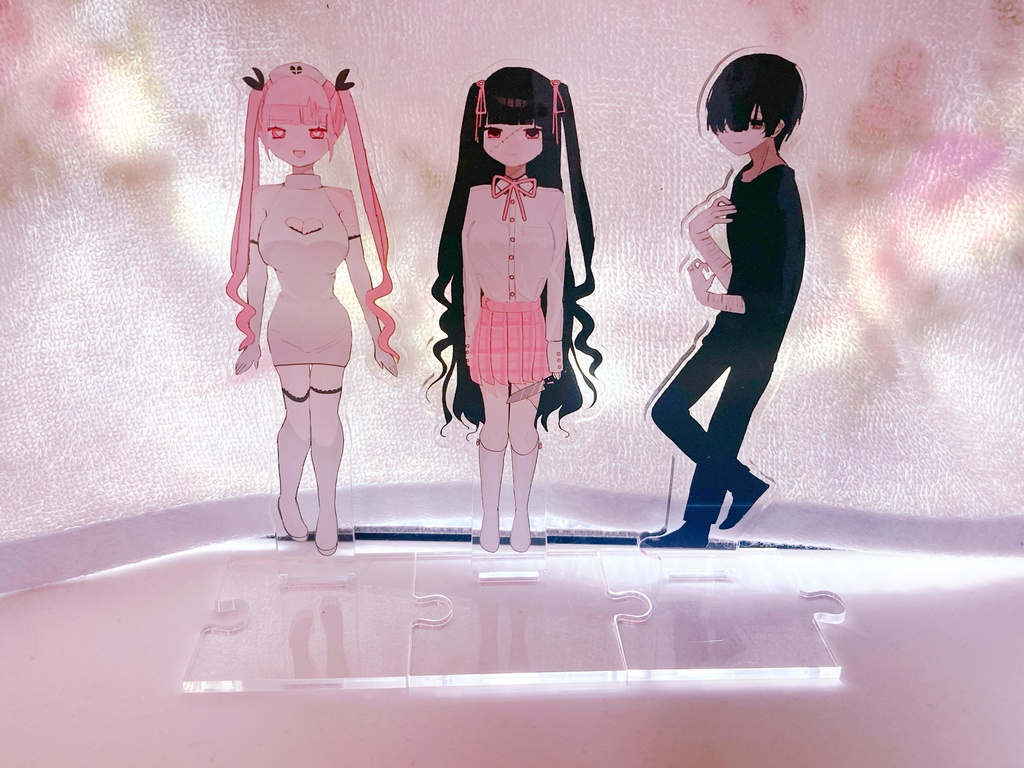 【病みトラ】おまけ絵付きつながるアクスタ-りりか