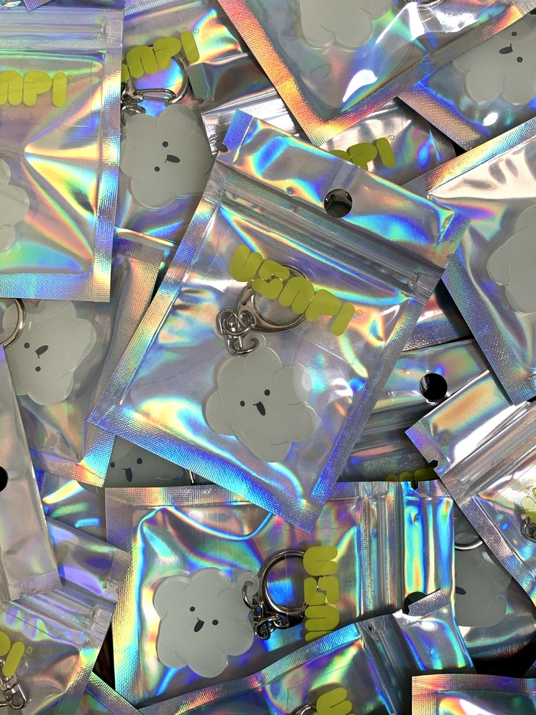 うさぴ蓄光アクキー