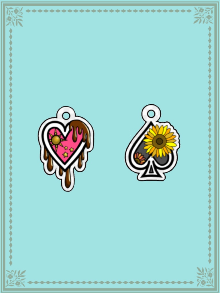 アクリルキーホルダー　スート（♡＆♠）