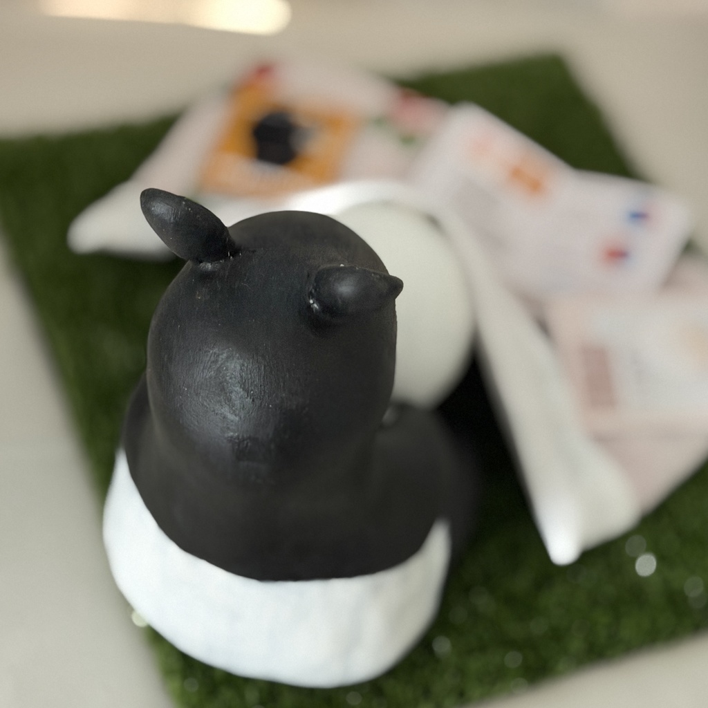 卵を育てる夢喰いバクさん