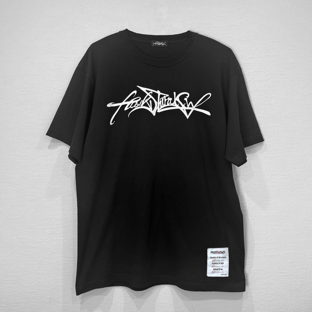 ロゴTシャツ