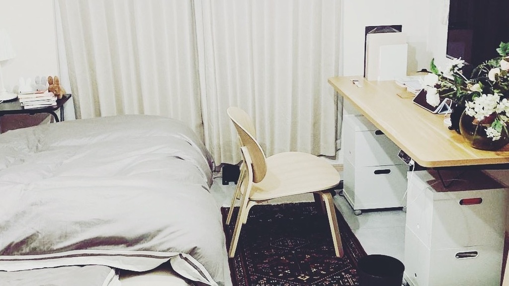 【無料配布】整理された部屋にて