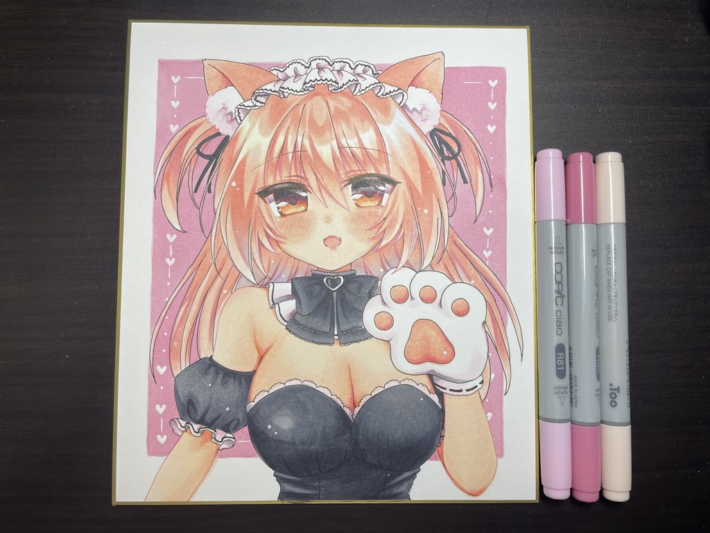 桃色猫のメイドちゃん