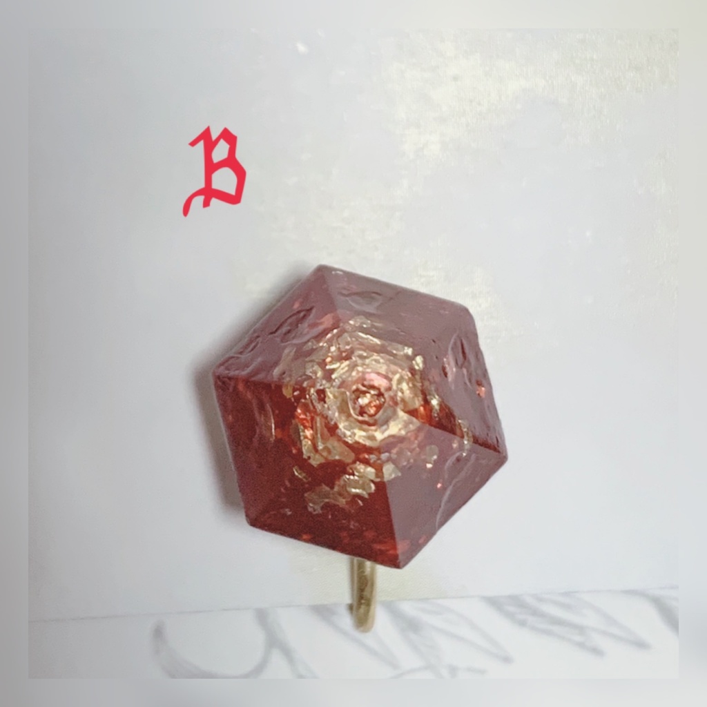 鉱石風 1粒イヤリング 納棺師