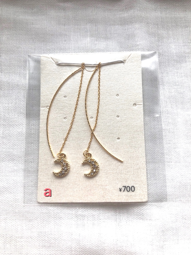 キラキラ月のアメリカンピアス
