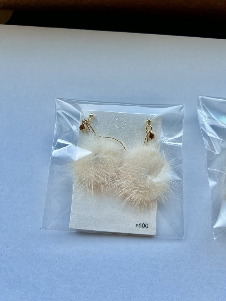 冬素材シンプルピアス①