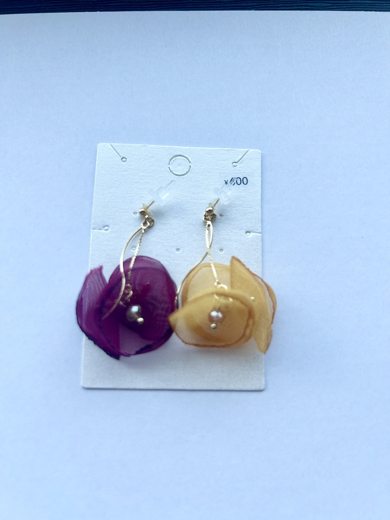 シフォンフラワーピアス