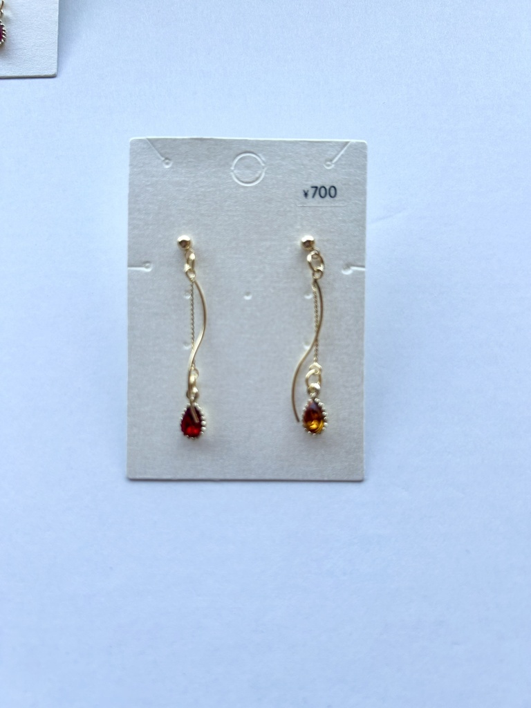 推し色ガラスチャームピアス