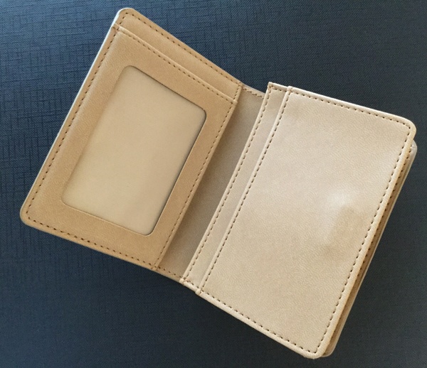 狐狂いな旅行者のトランク 名刺ケース