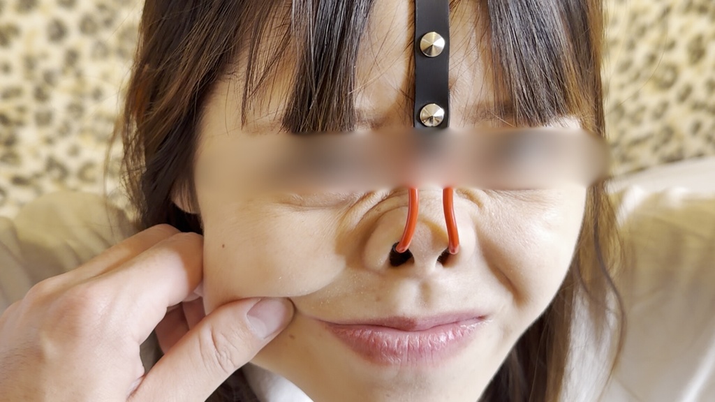 まゆさんに顔責め