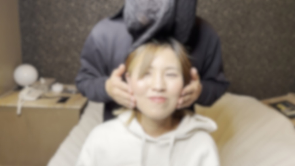 ミキさんに顔責め