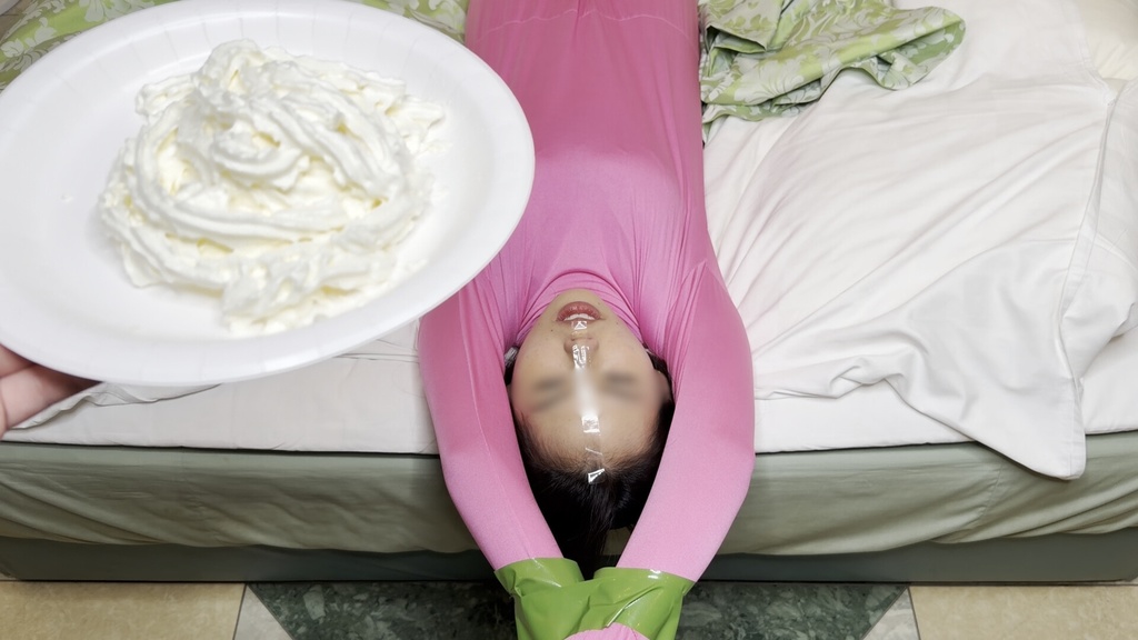 かほさんに顔責め