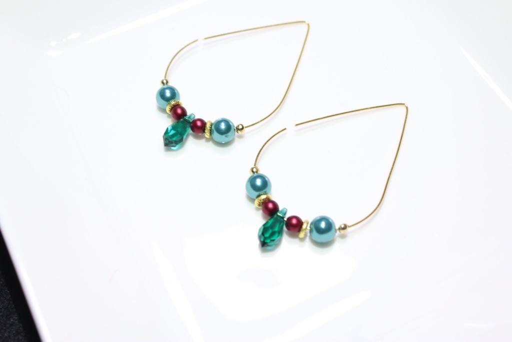 アーラシュイメージピアス