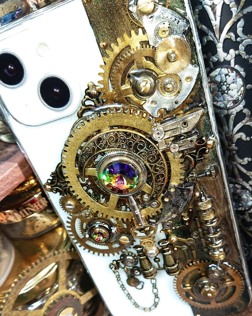 iPhone14Plusスマホケース【Old Gears】