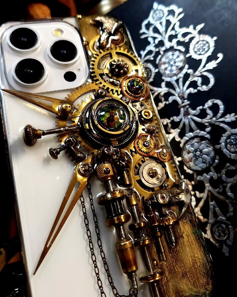 iPhone15Proスマホケース【Old Gears】