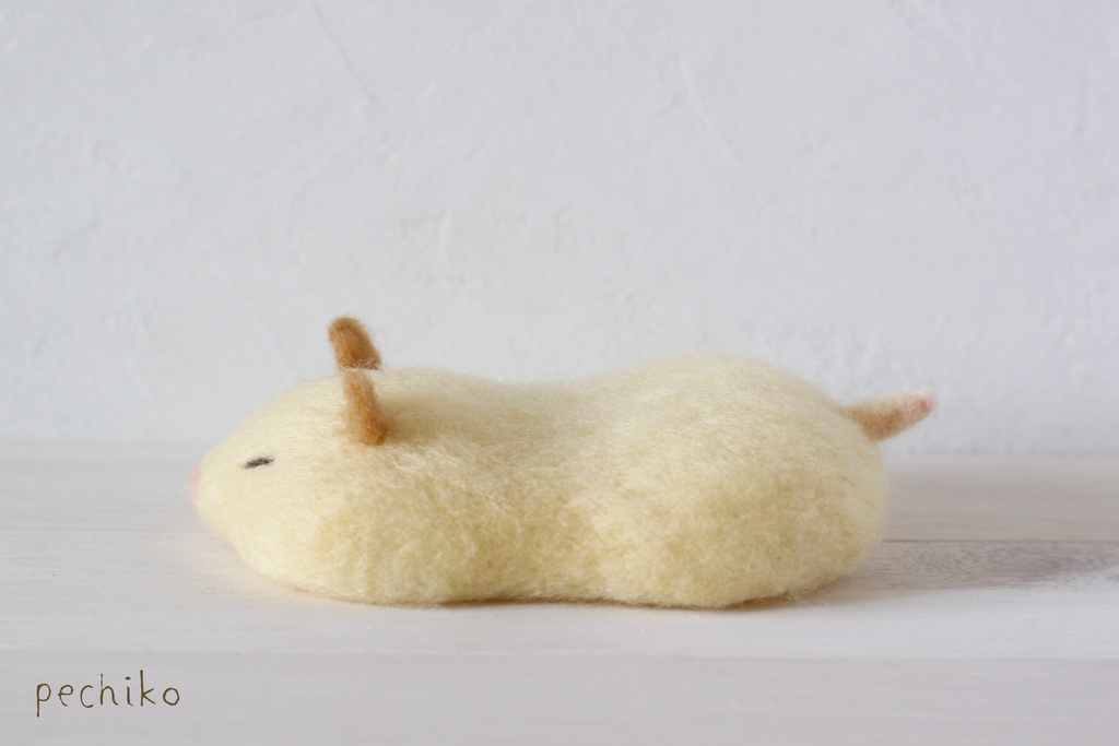 ハムスターのリストレスト(金熊カラー)