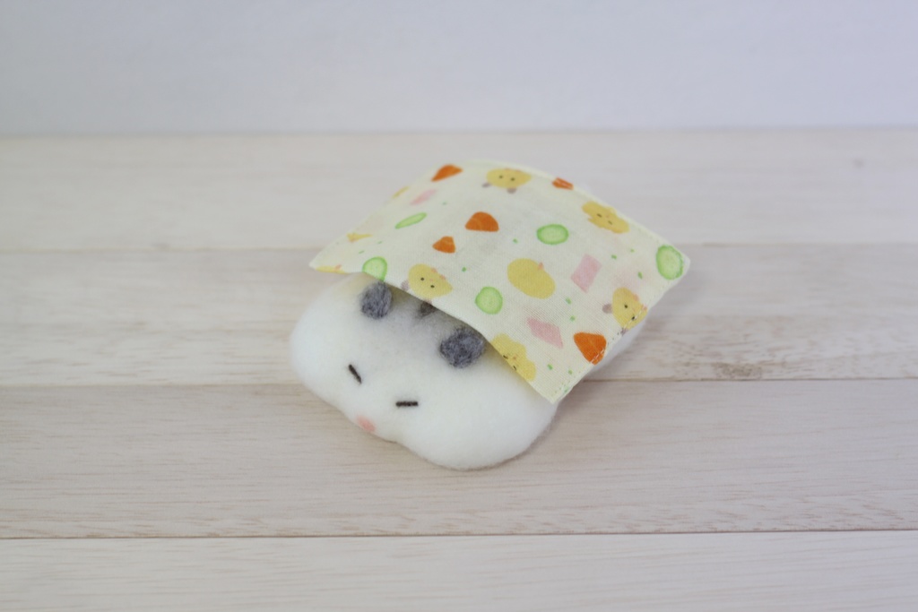 ハムスターのリストレスト(ジャンガリアン)