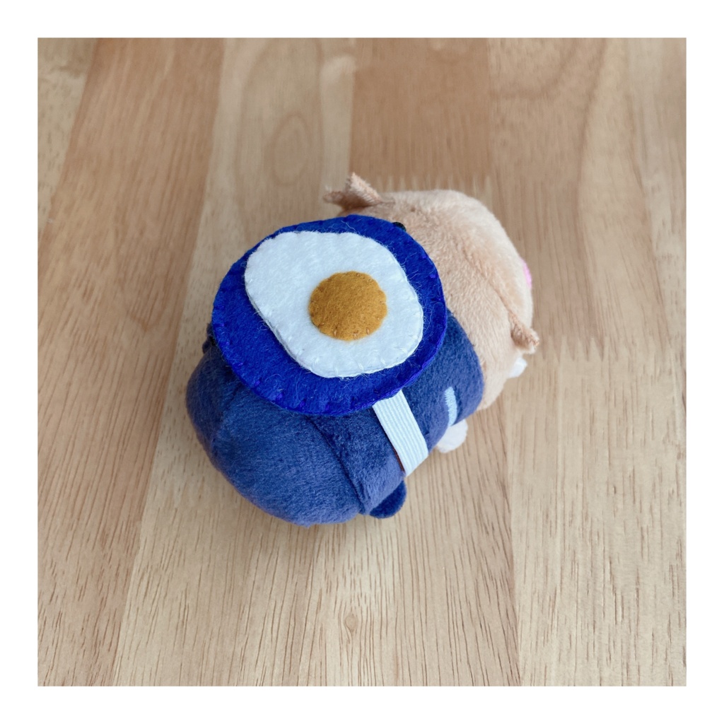 もちマス小物　目玉焼き