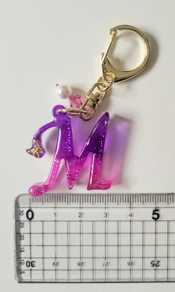 イニシャルキーホルダー