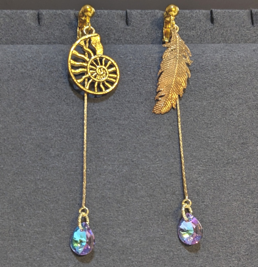 紫概念イヤリング