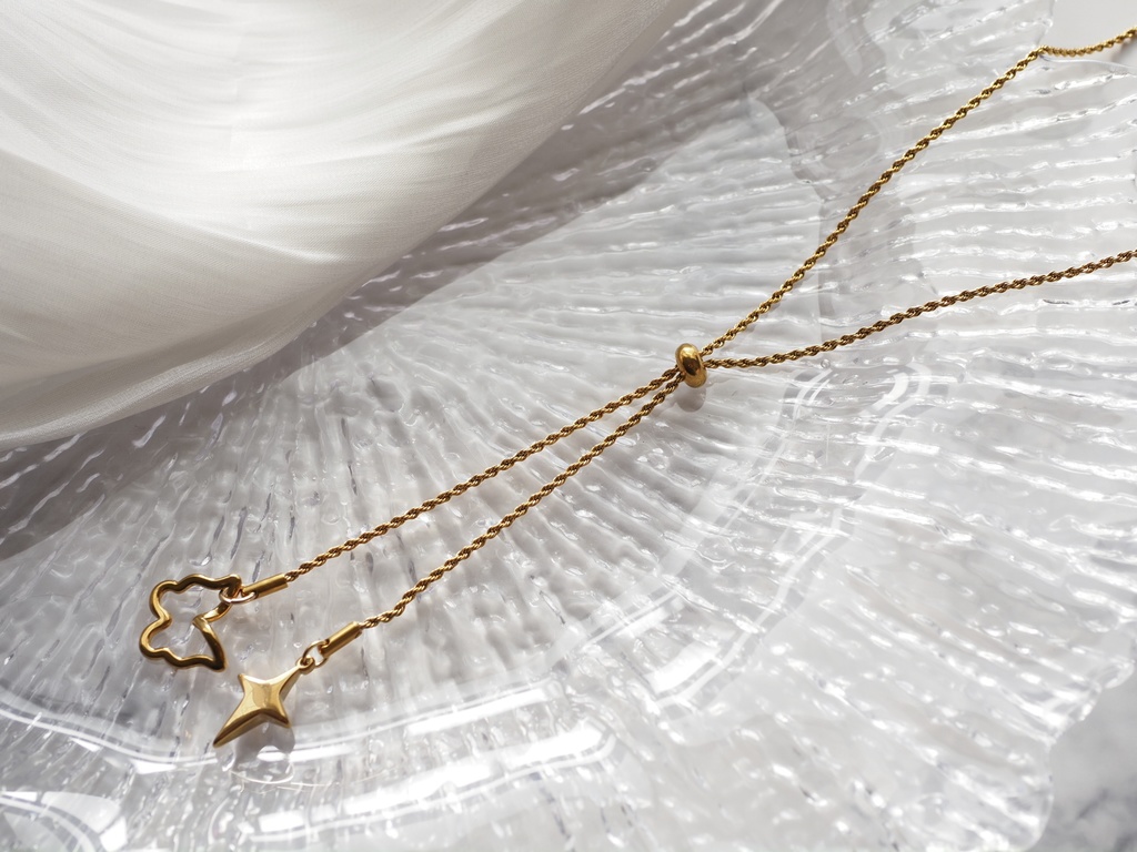 ロープチェーンロングネックレス（スライドボール）