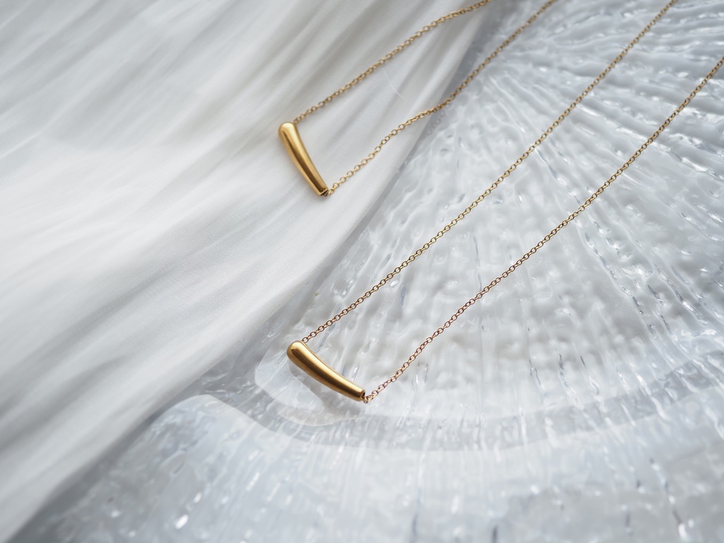 デザインシンプルネックレス（ゴールド）