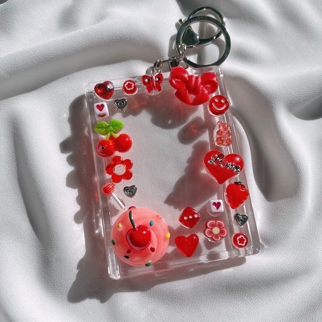 Red デコトレカキーホルダー