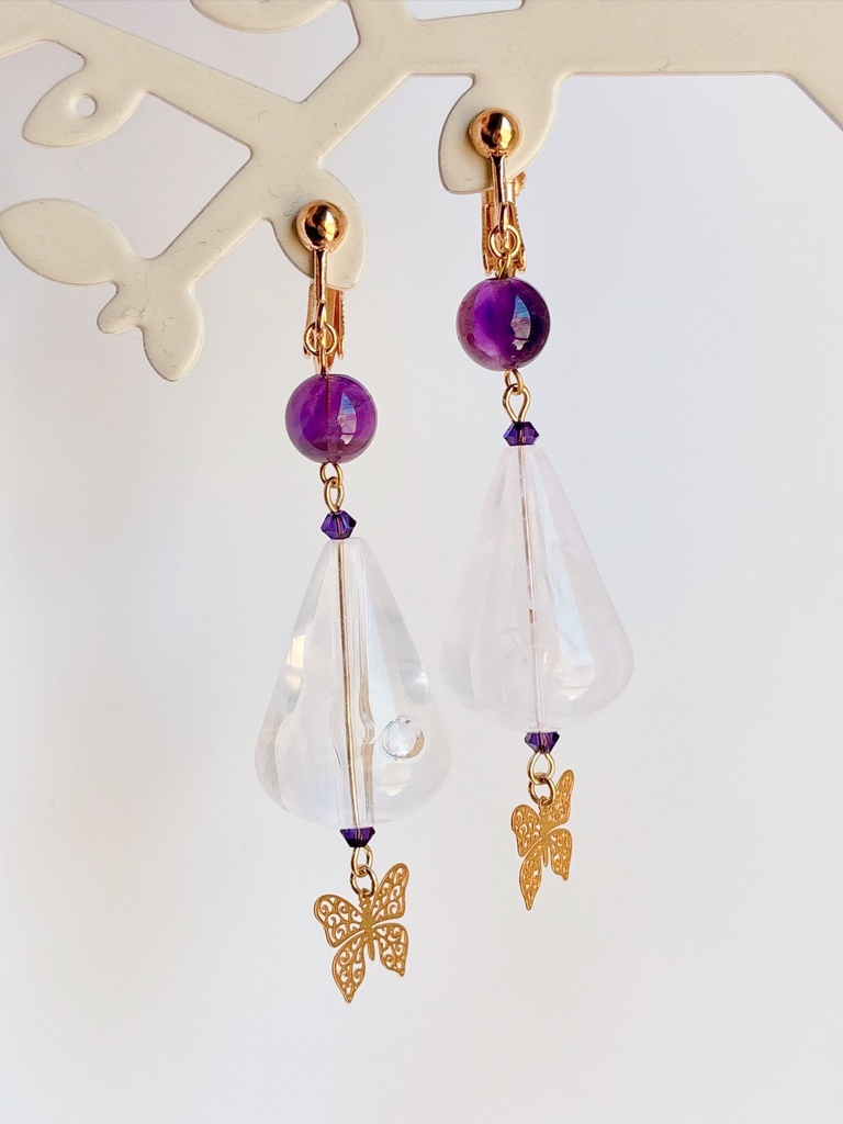 胡蝶しのぶ イメージ ピアス