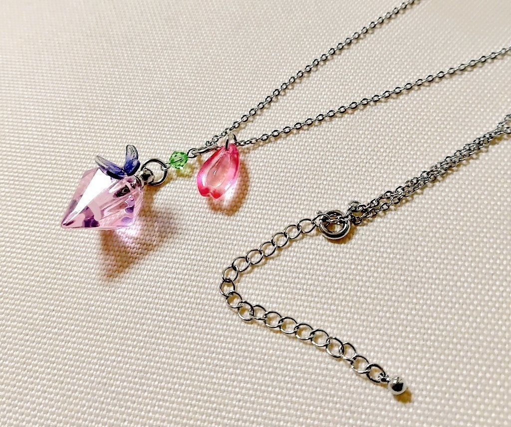 栗花落カナヲ イメージ ネックレス