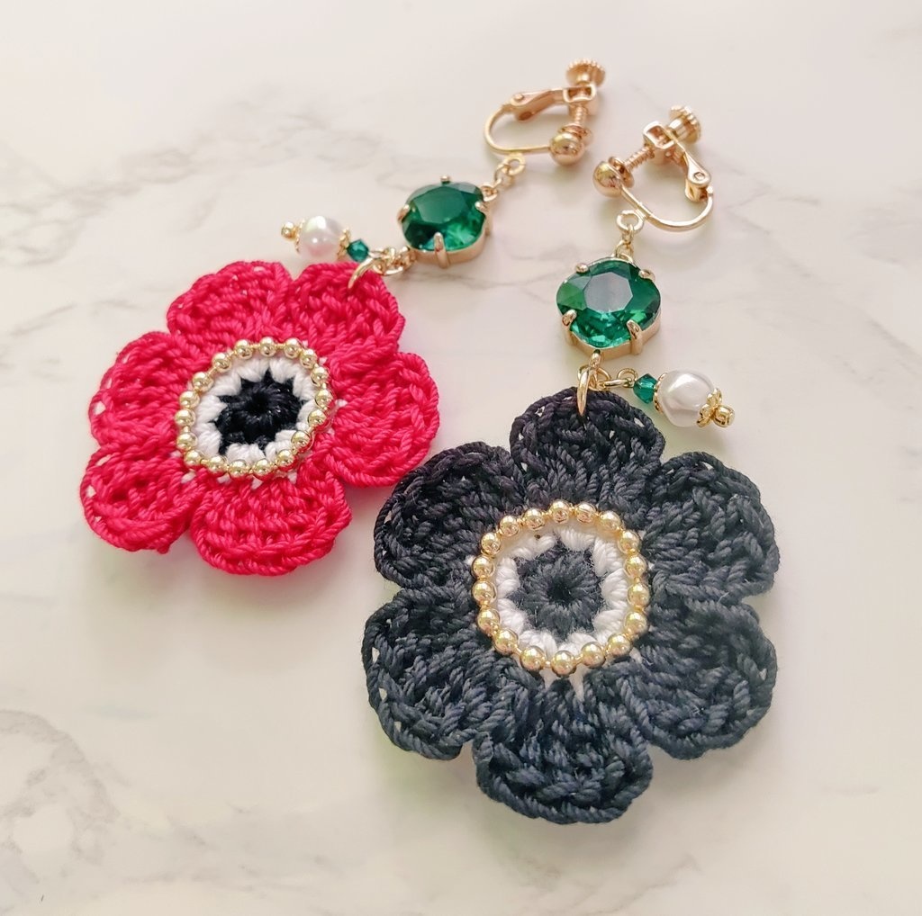 Knightsイメージイヤリング