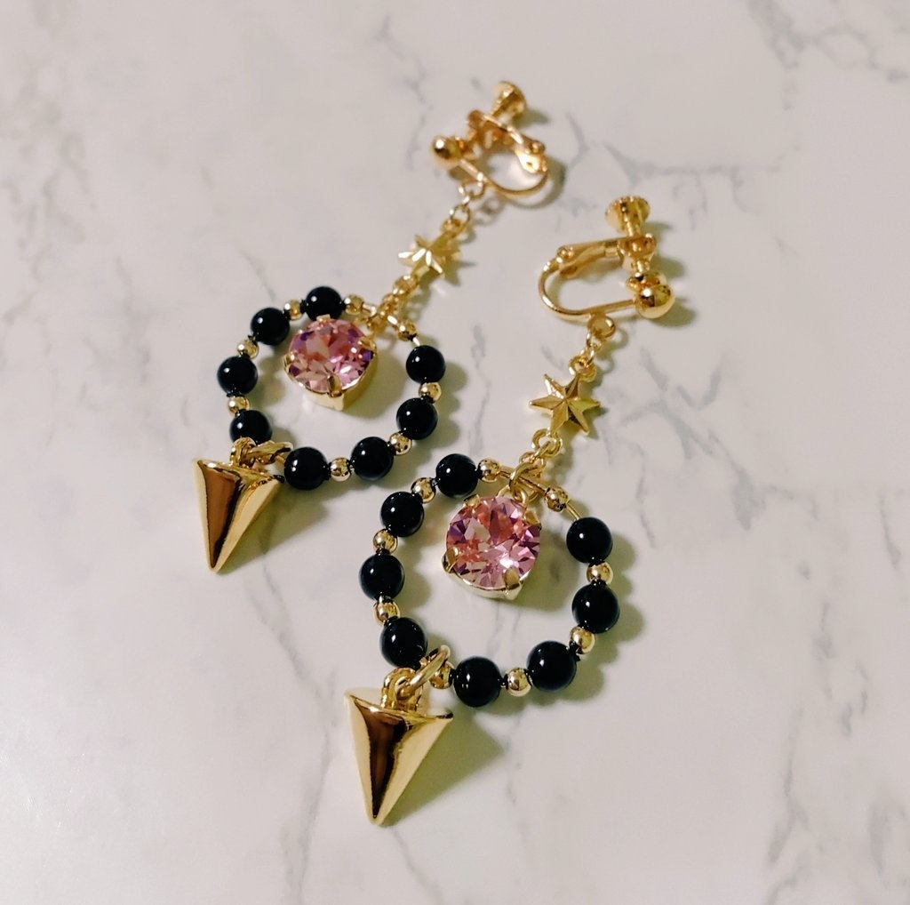 アーニャイメージイヤリング