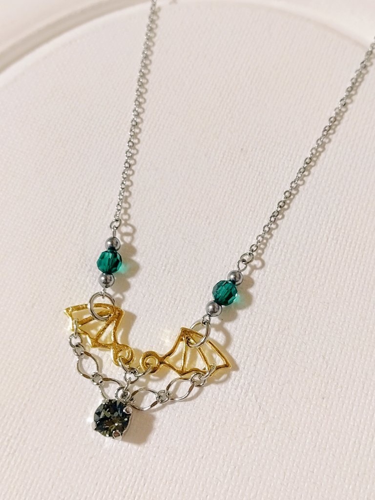 稲葉江・富田江イメージネックレス