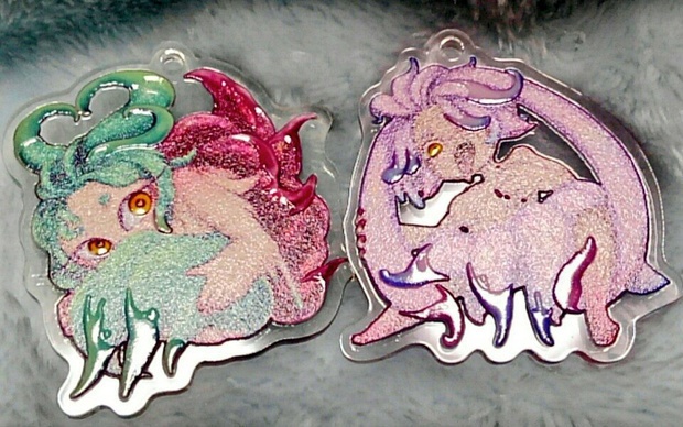 触手人外アクリルキーホルダー