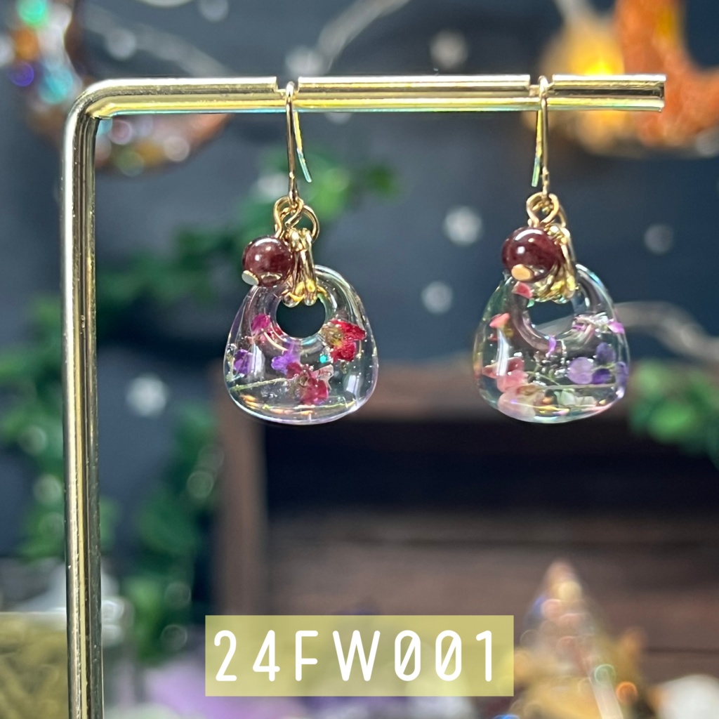 【NorthernLights】お花と天然石のピアス -2024FW-