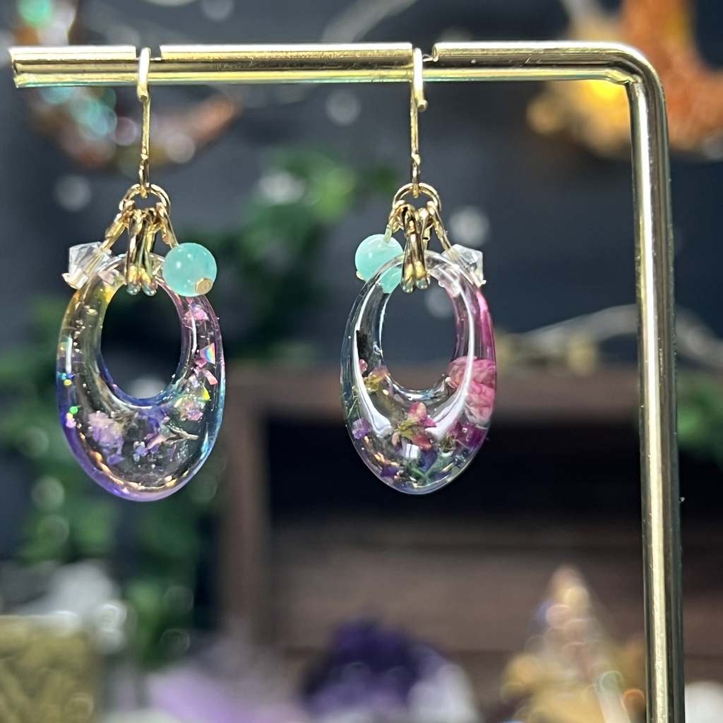 【NorthernLights】お花と天然石のピアス -2024FW-