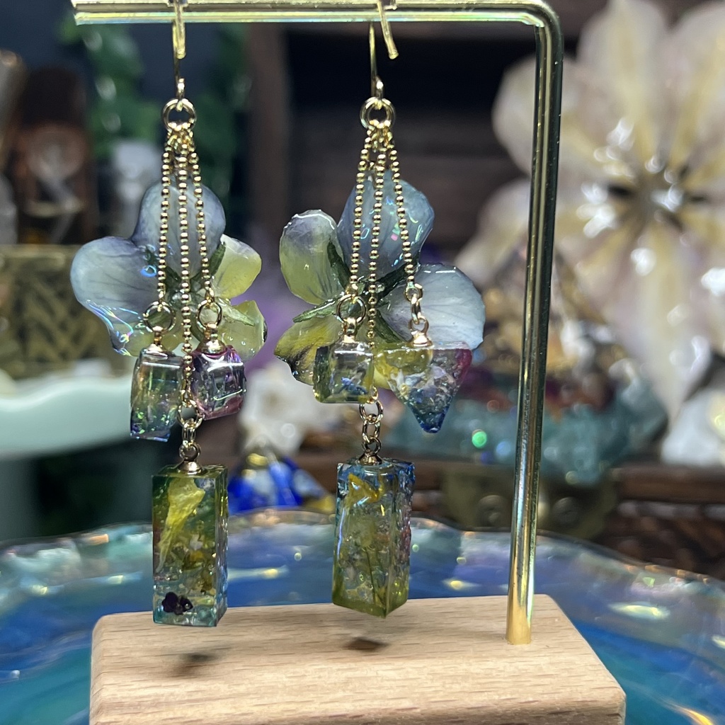 【NorthernLights】2回楽しめるピアスB -2024FW-