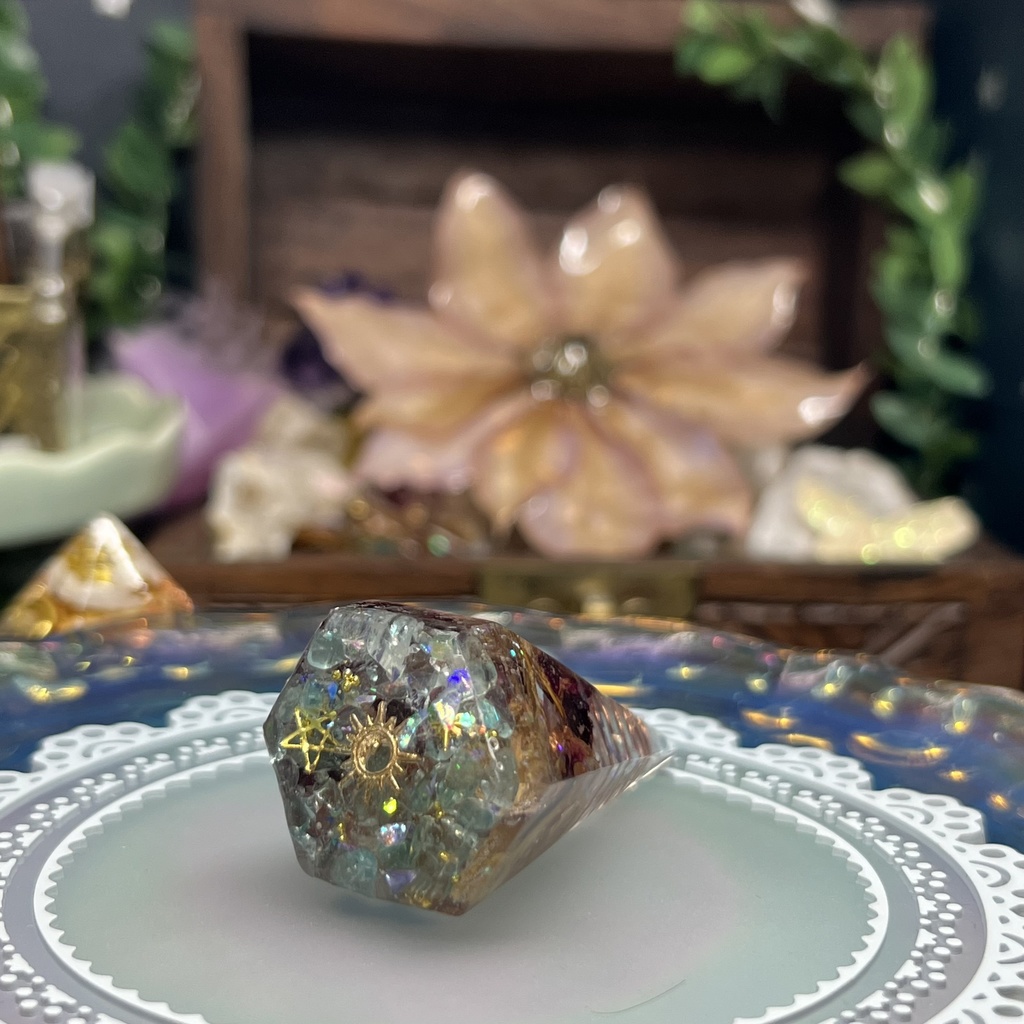 【NorthernLights】コーン型 オルゴナイト風オブジェ -2024FW-