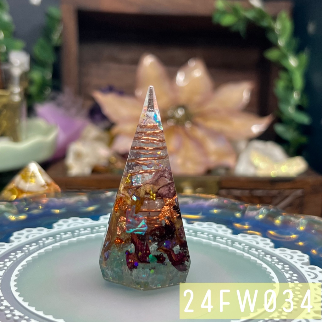 【NorthernLights】コーン型 オルゴナイト風オブジェ -2024FW-