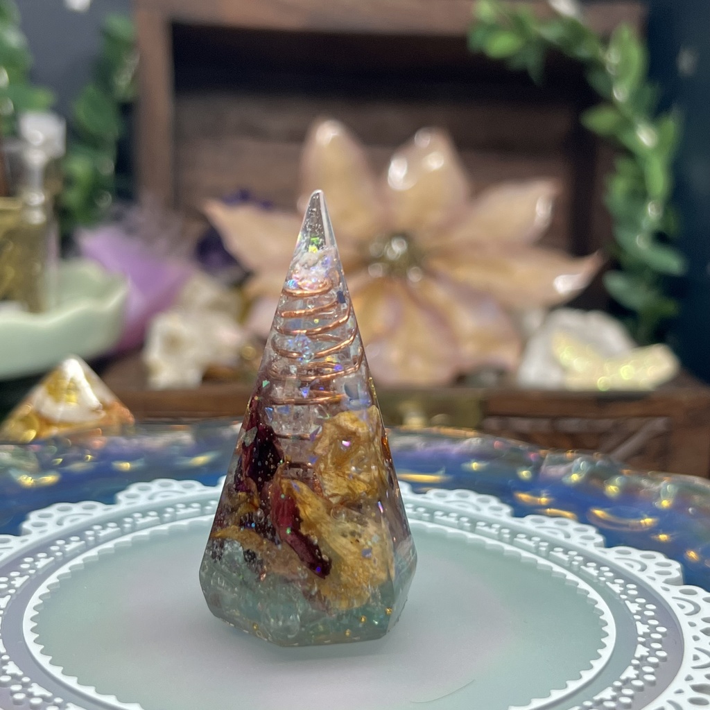 【NorthernLights】コーン型 オルゴナイト風オブジェ -2024FW-