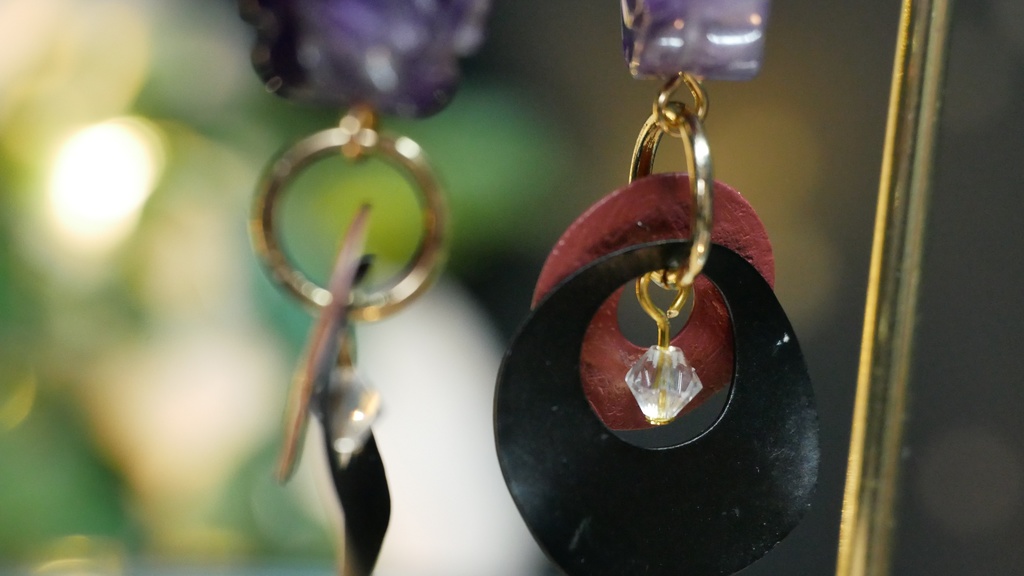 【プラネテス】アメジストローズのピアス