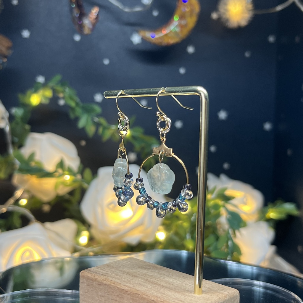 【プラネテス】フローラライトフラワーのピアス