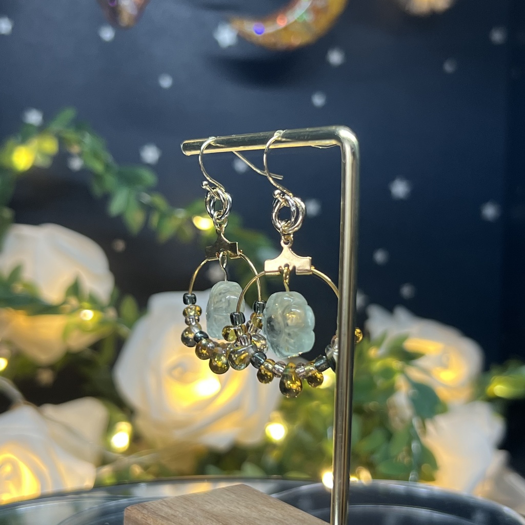 【プラネテス】フローラライトフラワーのピアス