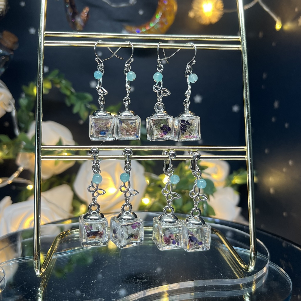 【マイガーデン】ガラスドームのみみかざりD