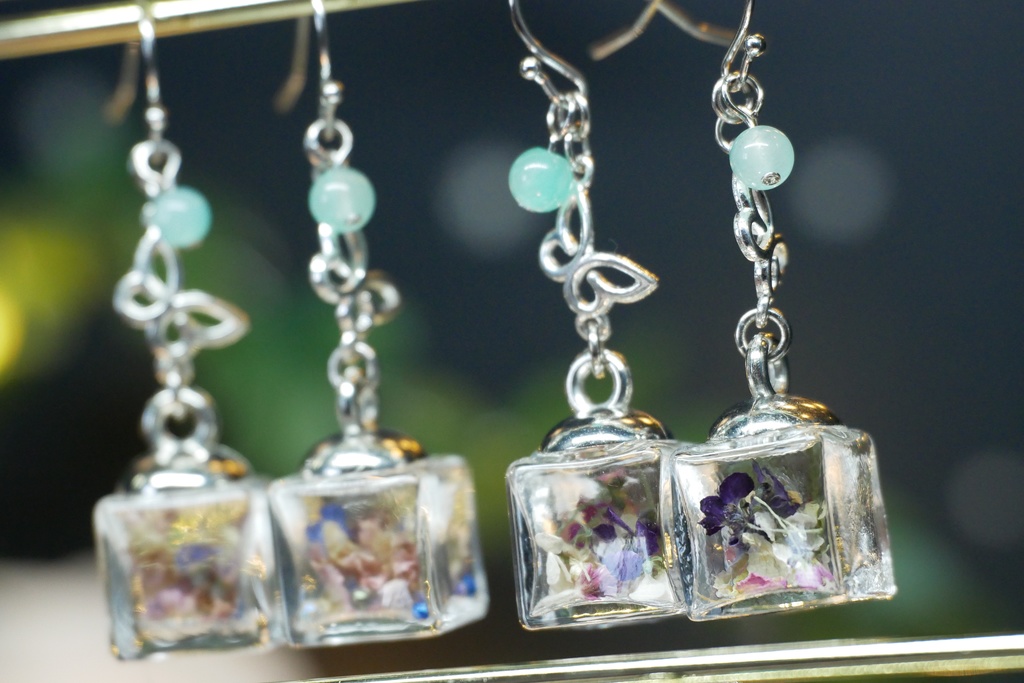 【マイガーデン】ガラスドームのみみかざりD